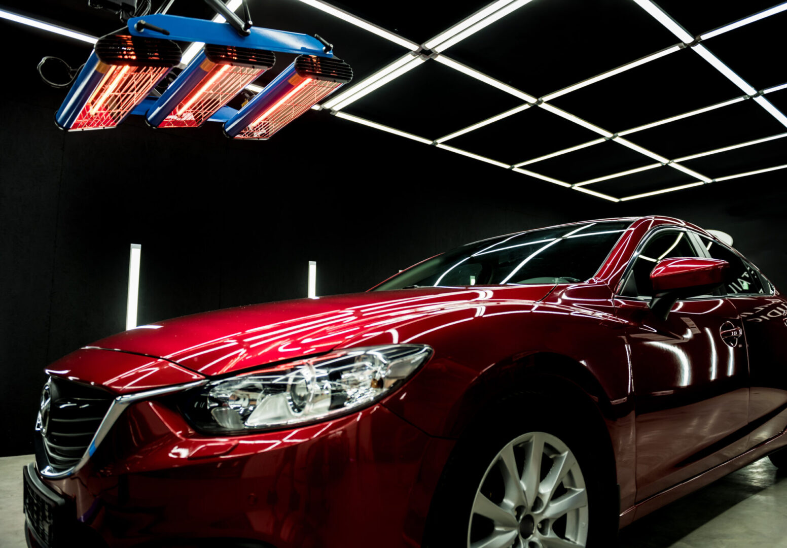 Infrared lamps for drying of car body parts after applying save gloss coating